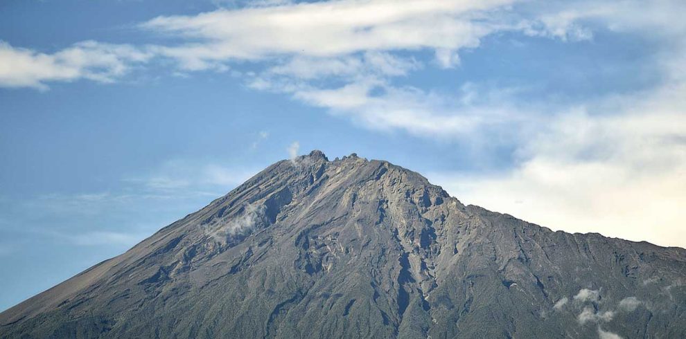 5-Days-Climb-Mount-Meru